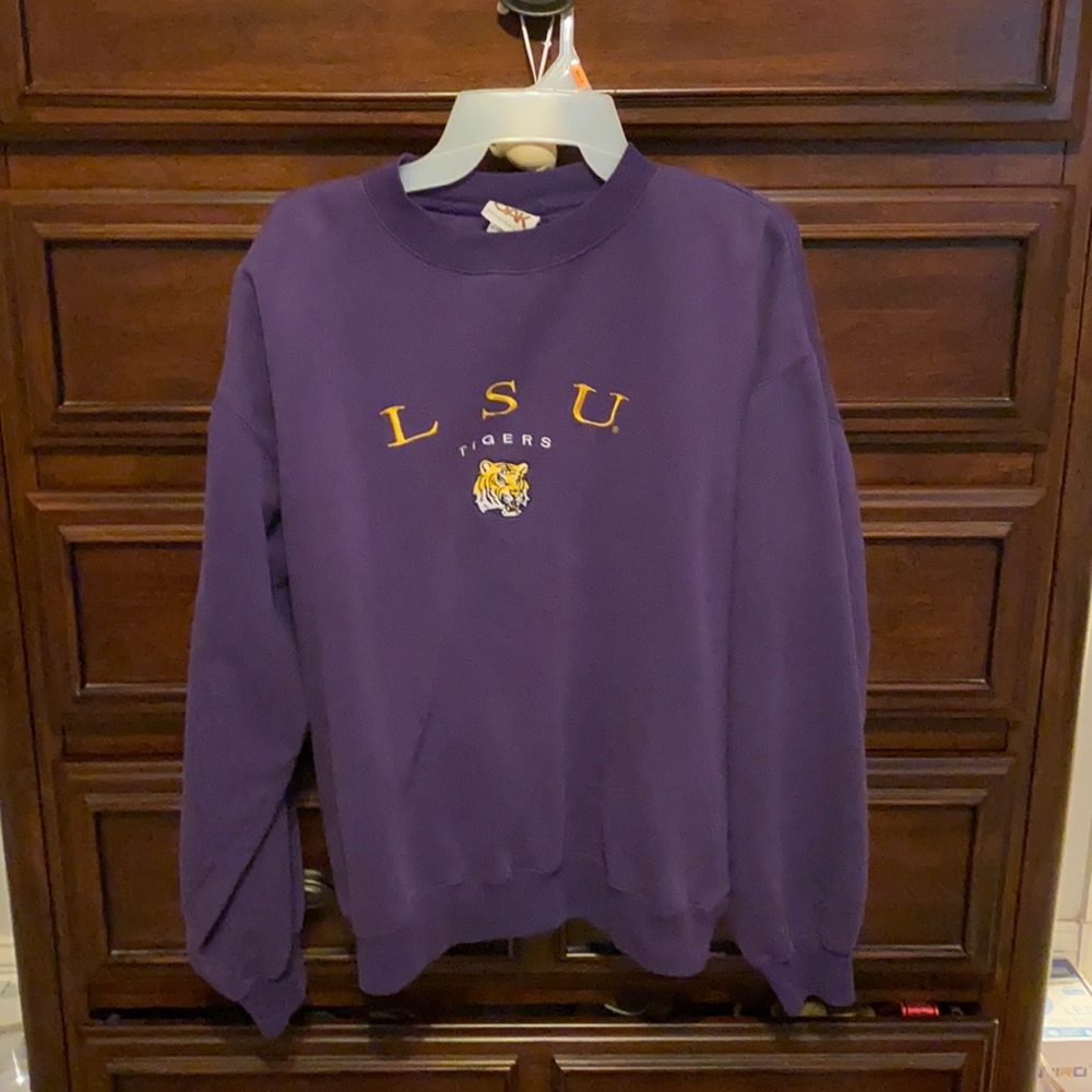 LSUTigers crewneck sweatshirt